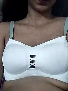 Aaliya BigBoobs 1 online show from 5, 6, 2026