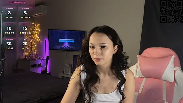 ella simons online show from 23, 11, 2025