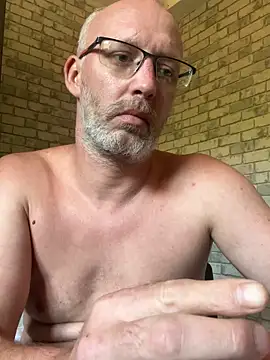 Cedric7653 online show from 18, 6, 2026