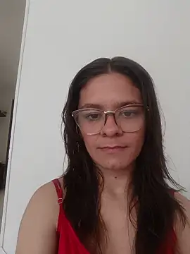 Snapshot of Nata_Linares chatting on 1, 12, 2025 Nata Linares online show from 1, 12, 2025