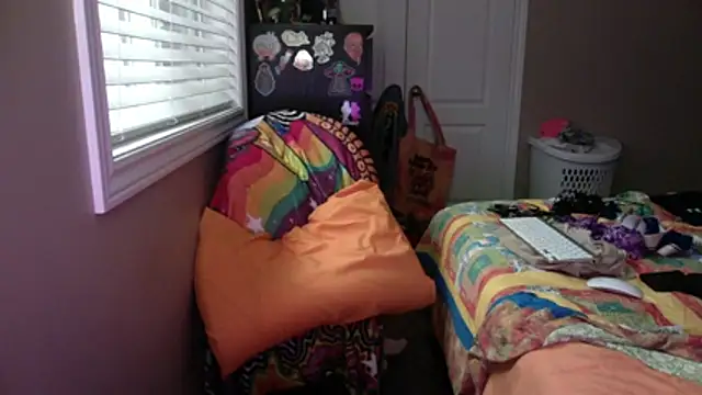 Good-naturedLSDsex online show from 15, 7, 2026