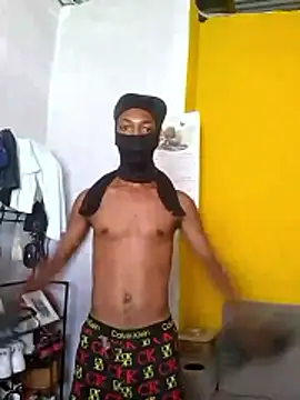 Snapshot of 876tom chatting on 1, 2, 2026 876tom online show from 1, 2, 2026