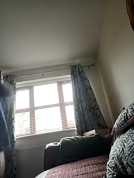 Maya 29x online show from 12, 11, 2025