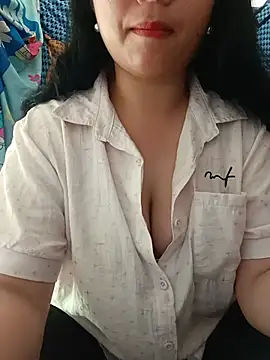lisa-bae00 online show from 1, 6, 2026