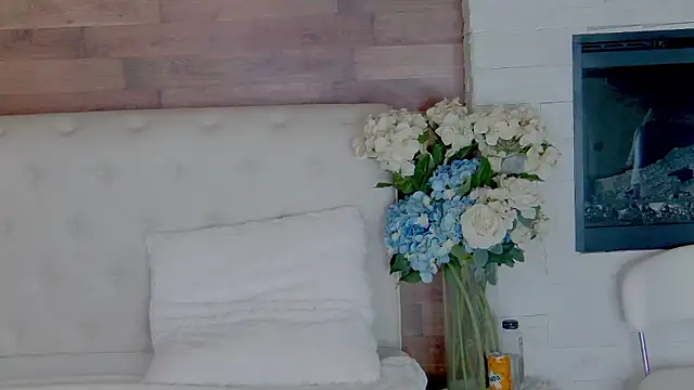 KendraNoir online show from 12, 1, 2026