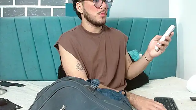 Zac Golden online show from 20, 12, 2025