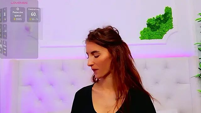 ElisaCharm online show from 2, 2, 2026