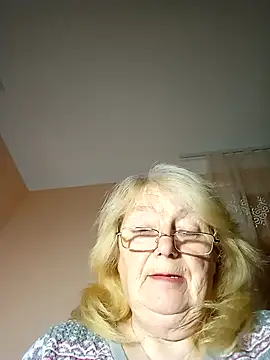 AmyLove353 online show from 26, 11, 2025