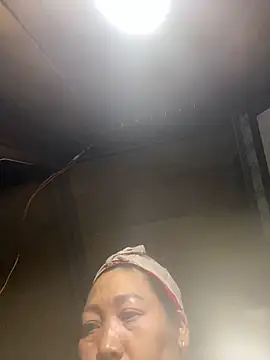 Snapshot of Top_x chatting on 6, 11, 2025 Top x online show from 6, 11, 2025