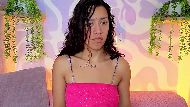 mia scarlett7 online show from 9, 7, 2026