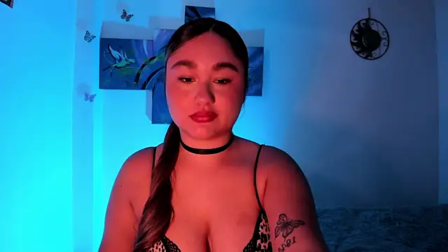 Snapshot of Soouf_ chatting on 28, 11, 2025 Soouf online show from 28, 11, 2025