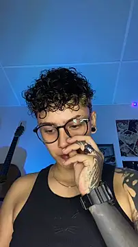 Abby Evanns1 online show from 22, 10, 2025