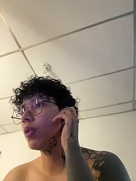 Abby Evanns1 online show from 3, 3, 2026