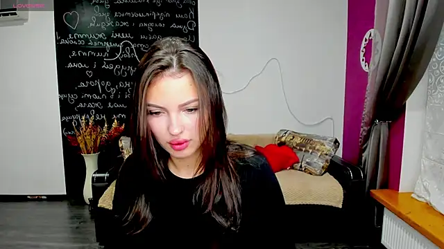 Snapshot of KittyShenson chatting on 9, 7, 2026 KittyShenson online show from 9, 7, 2026