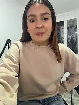 Talia Bonet online show from 2, 4, 2026