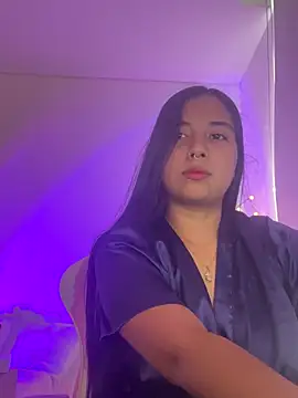 aly nicols online show from 21, 10, 2025