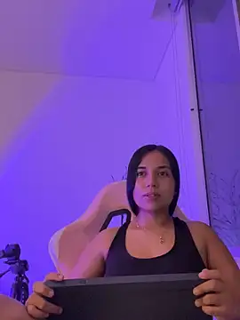 aly nicols online show from 20, 12, 2025