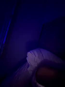 Gia Atkinson online show from 21, 10, 2025