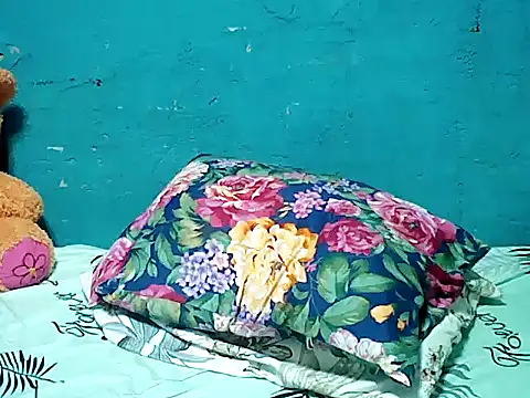 SmallluncutCock online show from 18, 11, 2025