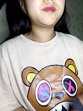 Quynhsumon online show from 22, 2, 2026