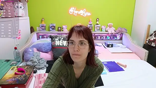  HeraLuna  online show from 2, 2, 2026