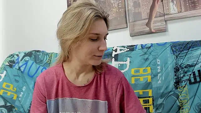 Snapshot of Tenderly_Sophie chatting on 6, 2, 2026 Tenderly Sophie online show from 6, 2, 2026