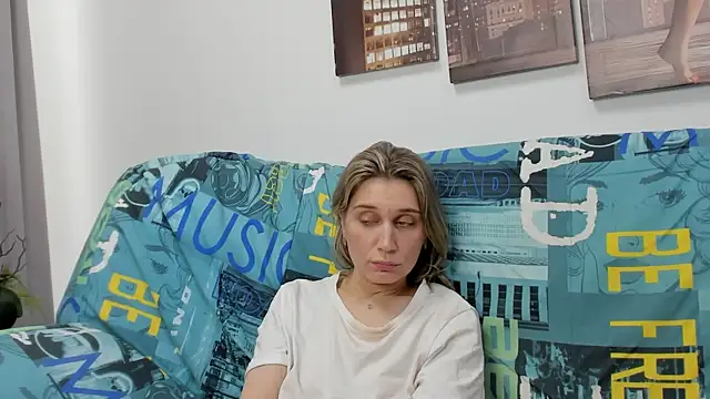 Snapshot of Tenderly_Sophie chatting on 15, 2, 2026 Tenderly Sophie online show from 15, 2, 2026