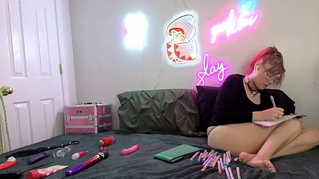 daddysprincess731 online show from 2, 4, 2026