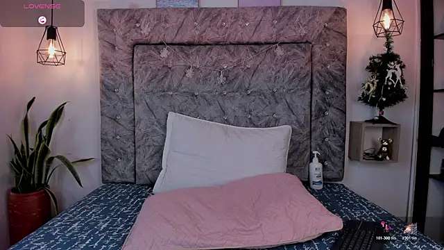 Amatista desire online show from 19, 12, 2025