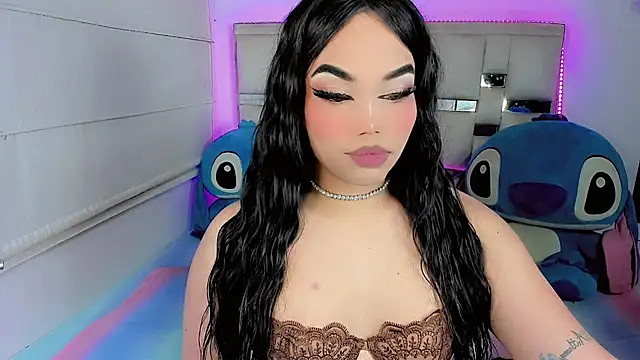 Alannys xHotx online show from 3, 7, 2026