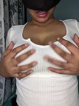 Cute Marina online show from 15, 7, 2026