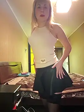 SelinaLovqx online show from 10, 2, 2026