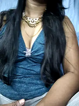 Ezabelljohn online show from 18, 4, 2026