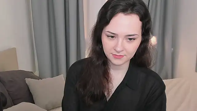 Camilla Rowen online show from 7, 5, 2026