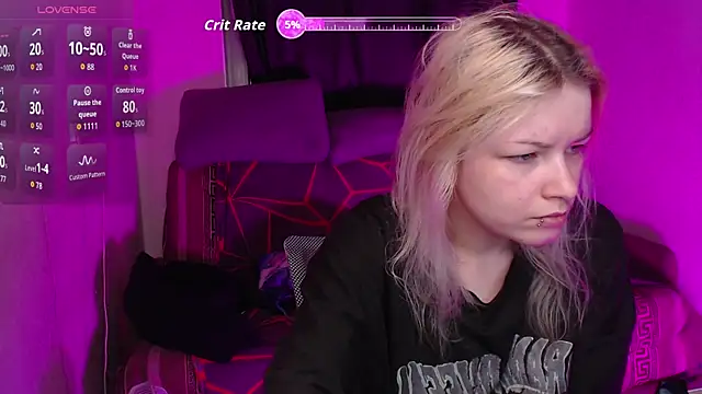 CherryNight6 online show from 25, 5, 2026