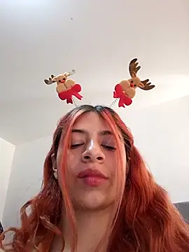 Lunatemptress4 online show from 1, 12, 2025