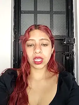 Lunatemptress4 online show from 6, 1, 2026