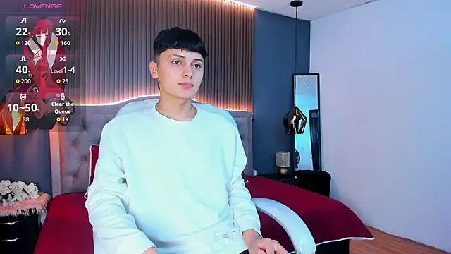 Maxii18  online show from 30, 10, 2025