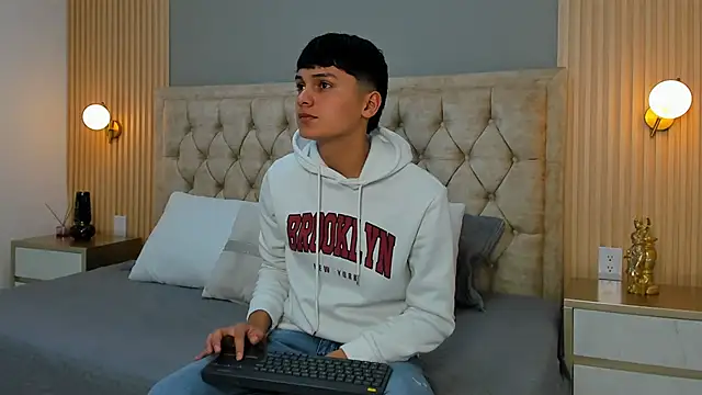 Maxii18  online show from 16, 1, 2026