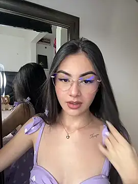 IslaCole online show from 10, 1, 2026