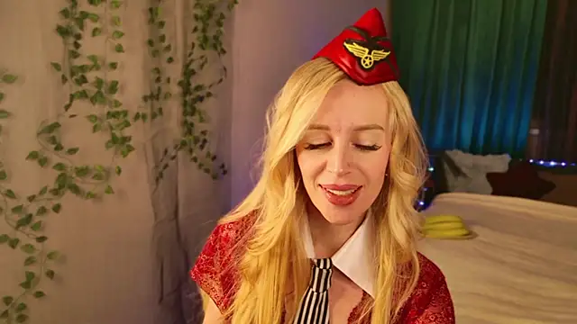 Snapshot of Kess-Edison chatting on 5, 3, 2026 Kess-Edison online show from 5, 3, 2026