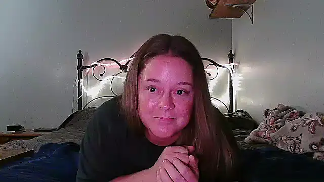 Artgirlie31 online show from 25, 10, 2025