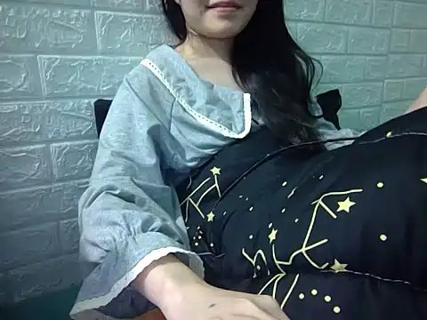 May2k2 online show from 23, 11, 2025