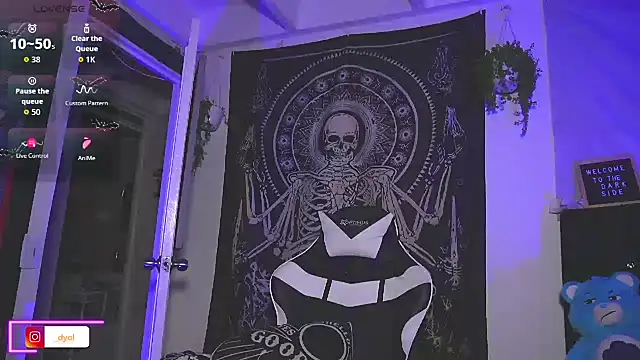 Dalia Vorhees online show from 5, 12, 2025