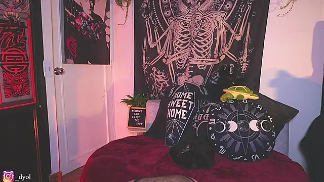 Dalia Vorhees online show from 17, 2, 2026