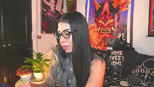 Snapshot of Dalia_Vorhees chatting on 4, 7, 2026 Dalia Vorhees online show from 4, 7, 2026