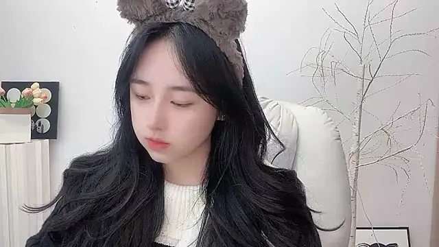 Love-hanzaizai718 online show from 22, 11, 2025