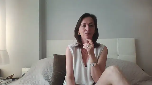 ArianaStarr online show from 21, 4, 2026