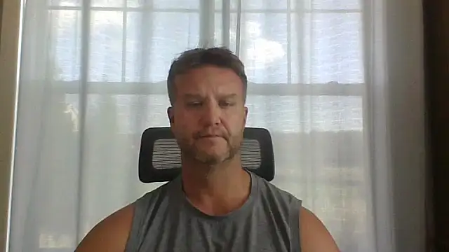 Snapshot of 45andfit1 chatting on 23, 10, 2025 45andfit1 online show from 23, 10, 2025