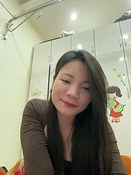 Snapshot of Bee_Yellow00 chatting on 14, 1, 2026 Bee Yellow00 online show from 14, 1, 2026